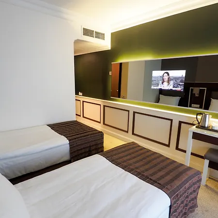 Hotel Seminal Taksim 4*