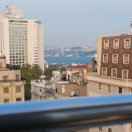 Seminal Taksim Hotel 4*